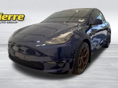 Used 2023 Tesla Model Y Performance AWD/4WD image 1