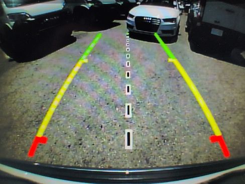 Used 2018 Jeep Grand Cherokee Overland RWD image 22