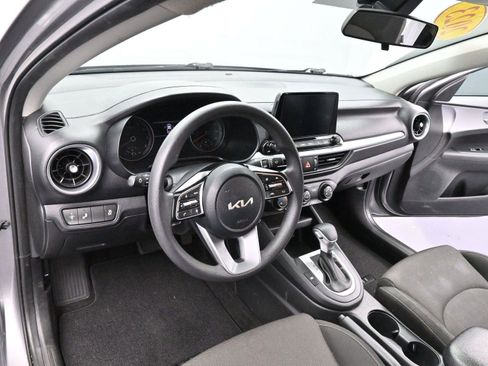 Used 2023 Kia Forte LXS w/ LXS Technology Package image 14