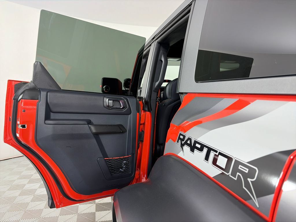 Used 2023 Ford Bronco Raptor AWD/4WD image 12