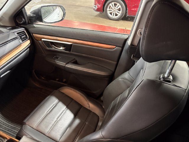Used 2020 Honda CR-V Touring image 23