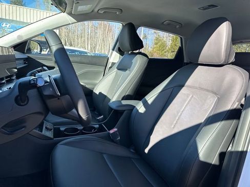 New 2026 Hyundai Kona SEL Premium image 7