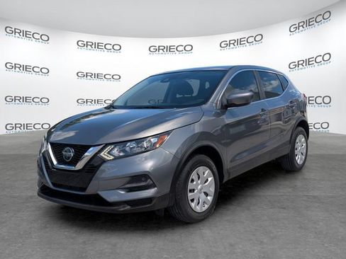 Used 2020 Nissan Rogue Sport S FWD image 3