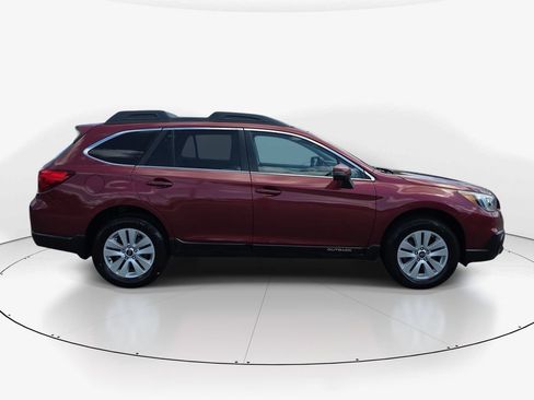 Used 2017 Subaru Outback 2.5i Premium AWD/4WD image 5