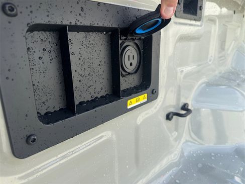 New 2025 Ford Ranger XLT w/ FX4 Off-Road Package image 20