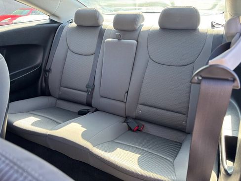 Used 2013 Hyundai Elantra FWD image 11