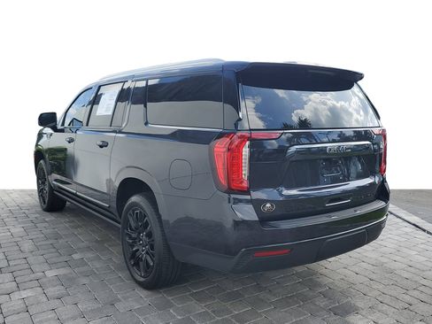 Used 2023 GMC Yukon XL Denali Ultimate w/ LPO, Floor Liner Package AWD/4WD image 4