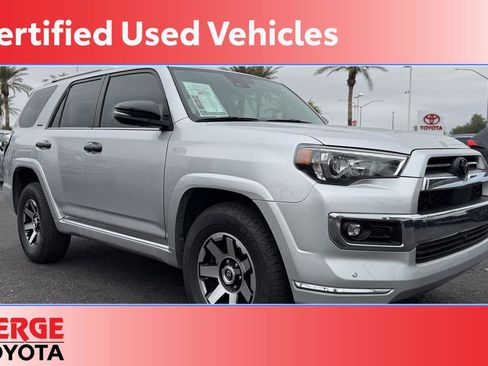 Used 2023 Toyota 4Runner Limited image 1