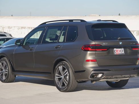 New 2026 BMW X7 xDrive40i w/ M Sport Package image 7
