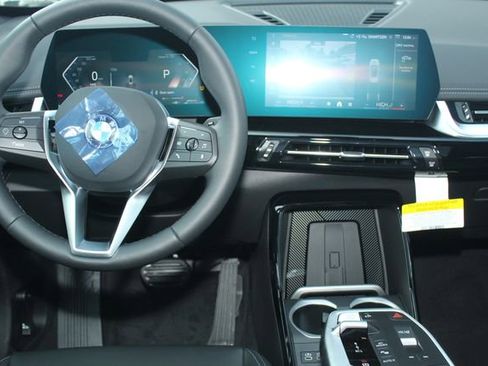 New 2026 BMW X1 xDrive28i w/ Convenience Package image 17