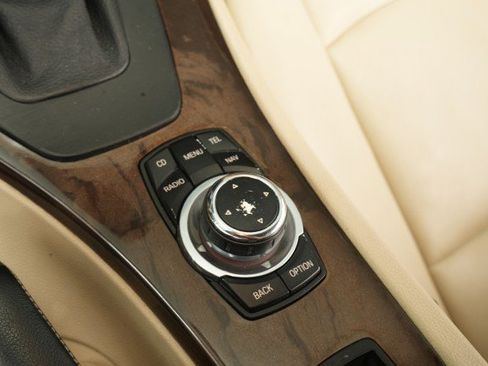 Used 2010 BMW 328i Convertible RWD image 44