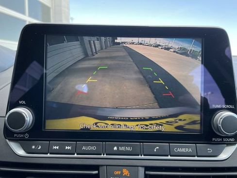 Used 2026 Nissan Altima 2.5 SV FWD image 17