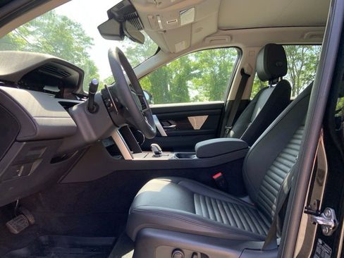 Certified 2024 Land Rover Discovery Sport S image 14