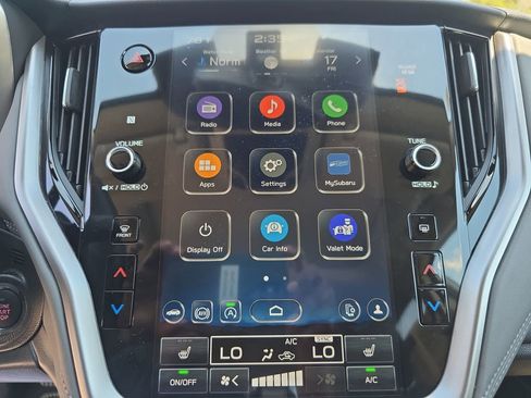 Certified 2025 Subaru Outback Onyx Edition image 18