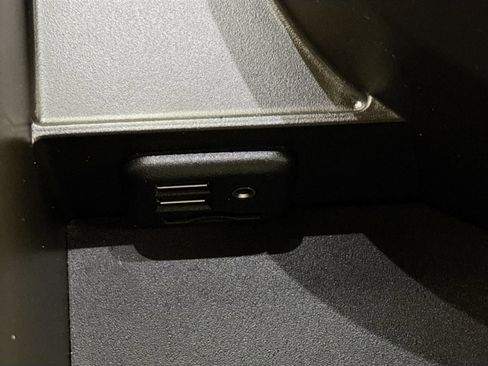 Used 2019 Chevrolet Camaro LT w/ RS Package image 17