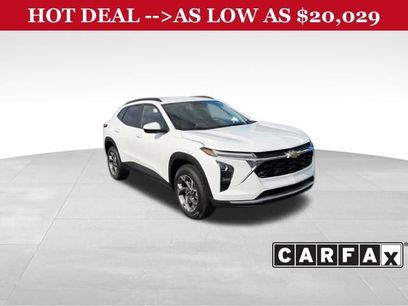 Used 2025 Chevrolet Trax LT w/ LT Convenience Package