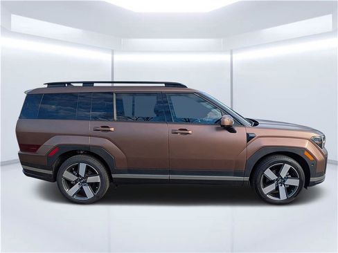 Certified 2024 Hyundai Santa Fe Limited image 2