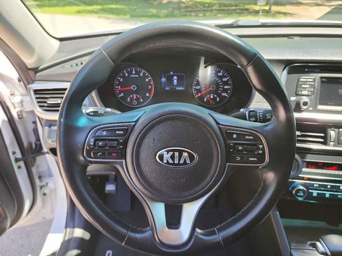 Used 2016 Kia Optima EX FWD image 15