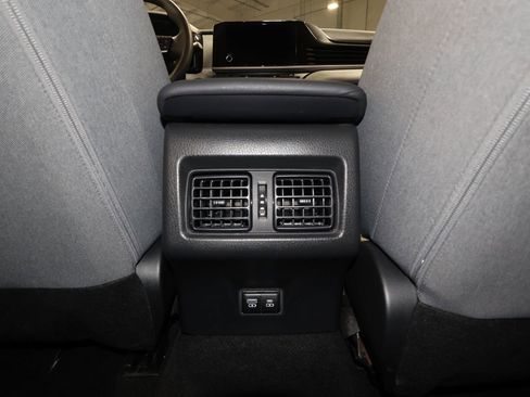 Used 2025 Toyota Camry LE image 29