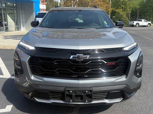 New 2026 Chevrolet Equinox RS w/ Safety and Technology Package FWD image 3