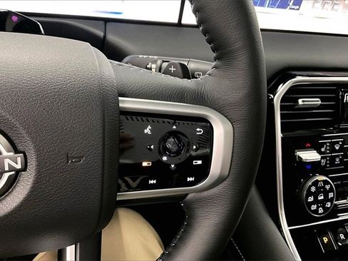 New 2026 Nissan Armada Platinum image 23