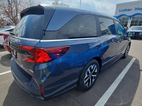 Used 2026 Honda Odyssey EX-L image 3