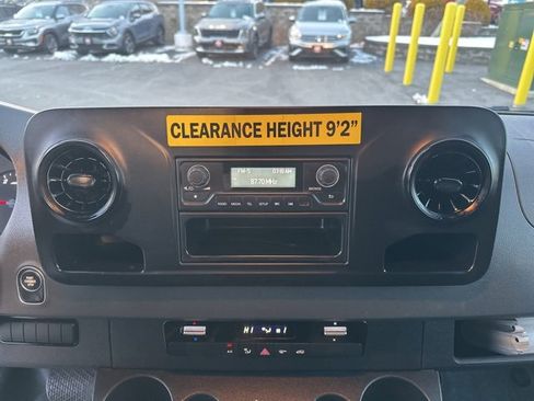 Used 2019 Mercedes-Benz Sprinter 144 image 16