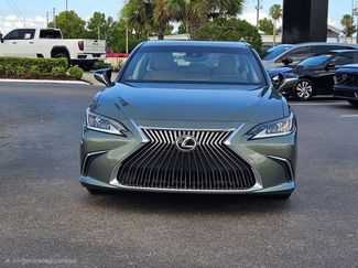 Used 2019 Lexus ES 350 w/ Accessory Package 2 FWD video 2