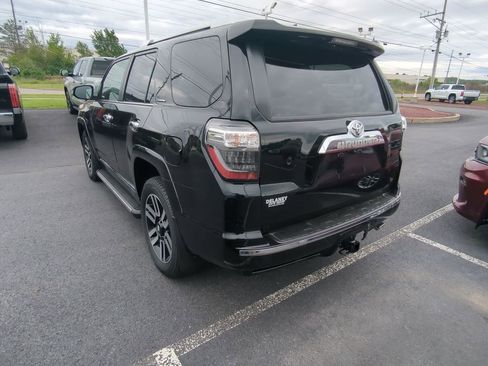 Used 2023 Toyota 4Runner Limited AWD/4WD image 6