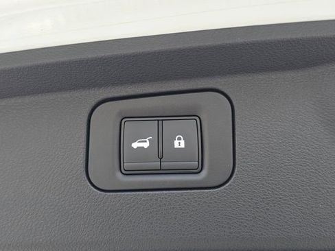 New 2026 Nissan Armada Platinum Reserve image 11