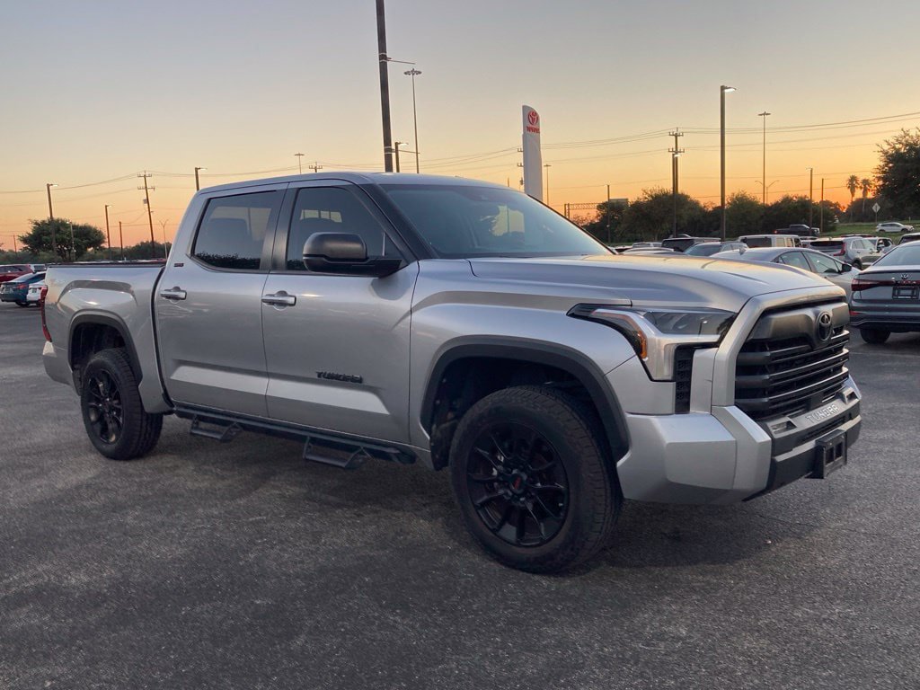 Used 2024 Toyota Tundra SR5 w/ SR5 Premium Package AWD/4WD image 3