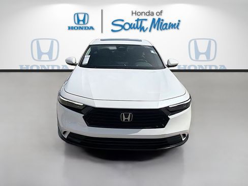 Used 2023 Honda Accord EX image 2
