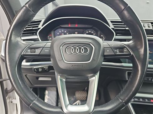 Used 2021 Audi Q3 2.0T Premium Plus w/ Premium Plus Package image 19