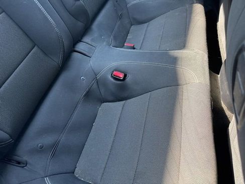 Used 2017 Ford Mustang Coupe image 14