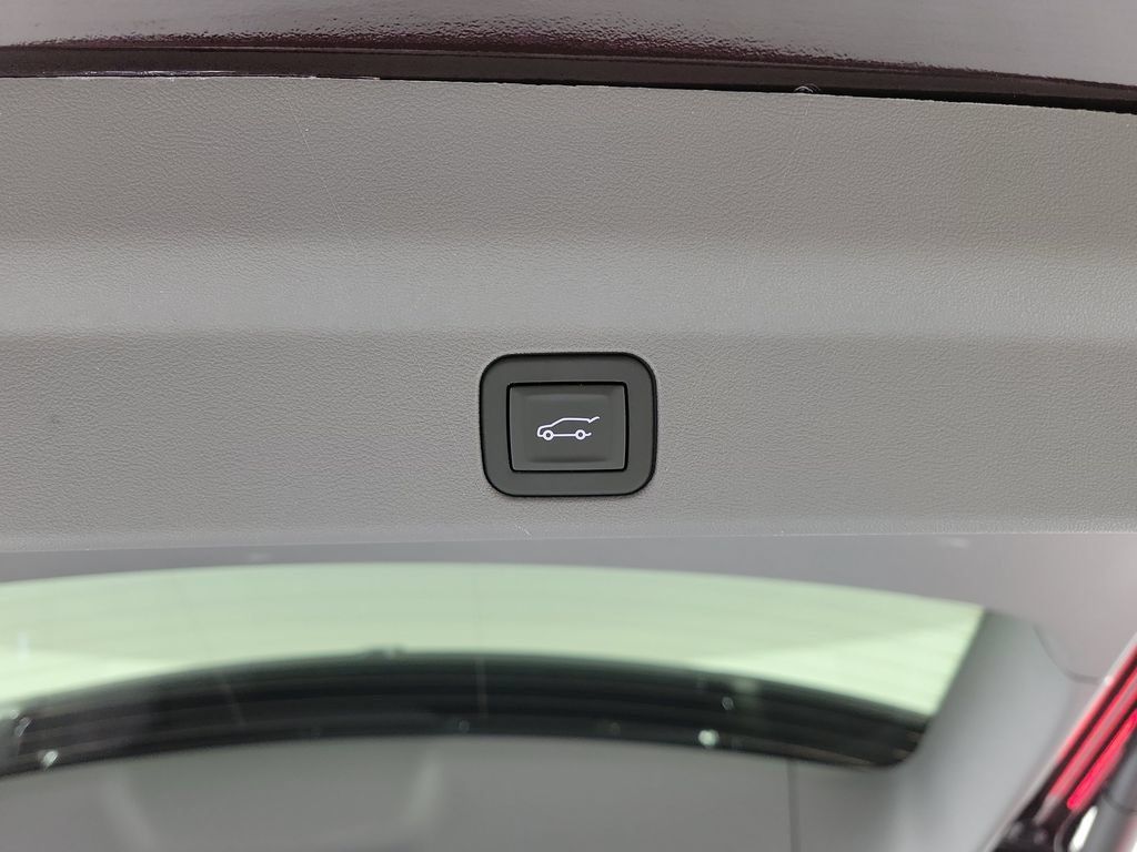 New 2026 Cadillac Escalade IQ Sport 1 w/ LPO, Floor Liner Package AWD/4WD image 8