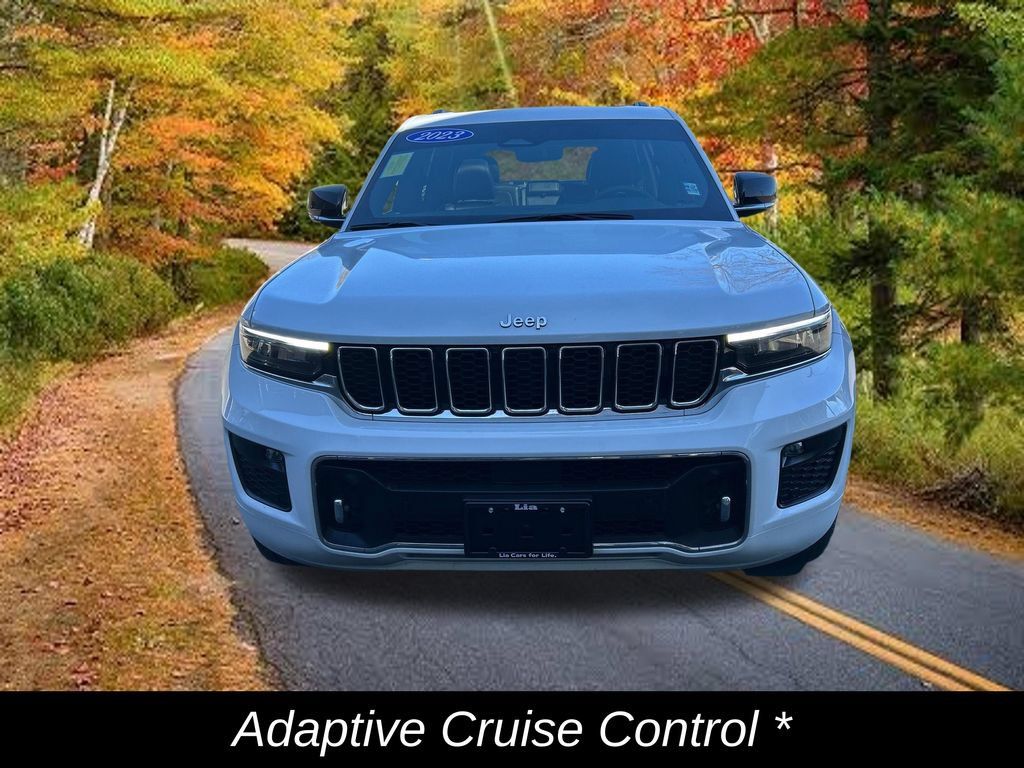 Certified 2023 Jeep Grand Cherokee Overland w/ Luxury Tech Group IV AWD/4WD image 10