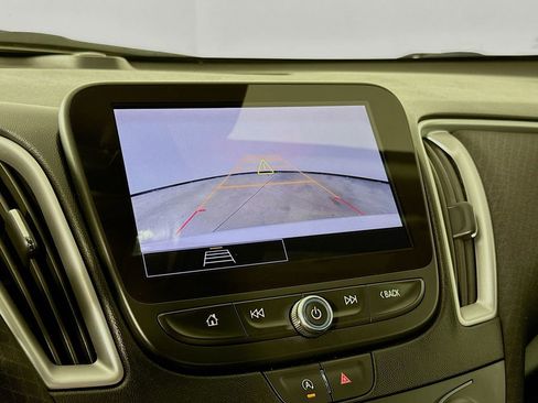 Used 2024 Chevrolet Malibu LT w/ Sport Edition FWD image 15