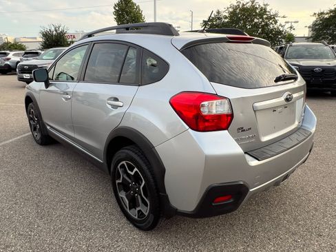 Used 2014 Subaru Crosstrek 2.0i Premium w/ Moonroof Package AWD/4WD image 5