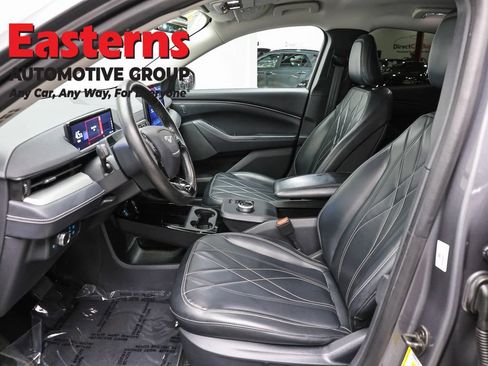 Used 2021 Ford Mustang Mach-E Select w/ Comfort/Technology Package AWD/4WD image 14