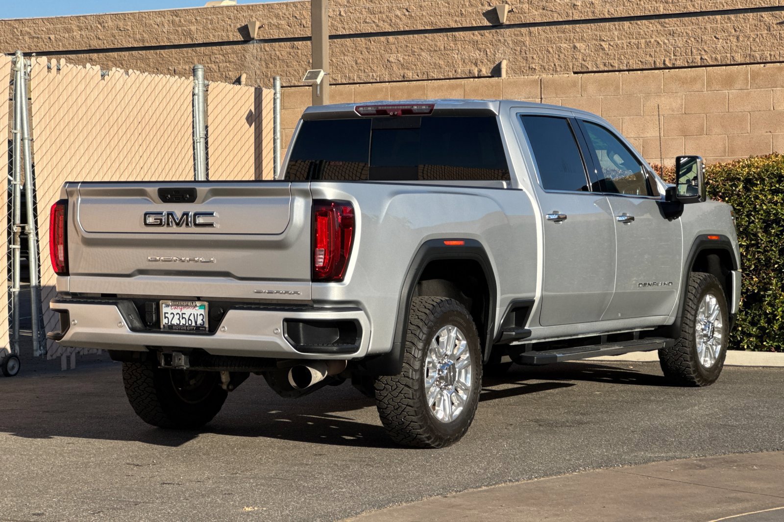 Certified 2021 GMC Sierra 2500 Denali w/ Technology Package AWD/4WD image 4