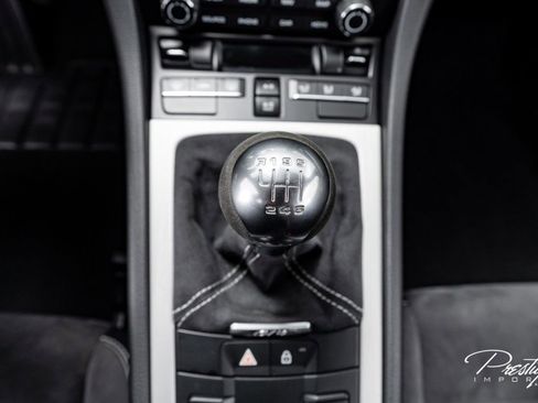 Used 2020 Porsche 718 Cayman GT4 image 33