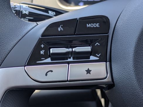 New 2026 Hyundai Elantra SE FWD image 25