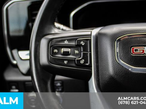 Used 2025 GMC Sierra 1500 SLT RWD image 24