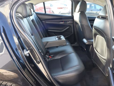 Used 2025 MAZDA MAZDA3 s image 24