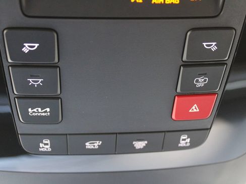 New 2026 Kia Carnival EX FWD image 57