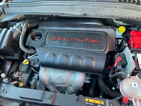 Used 2020 Jeep Renegade Latitude AWD/4WD image 26