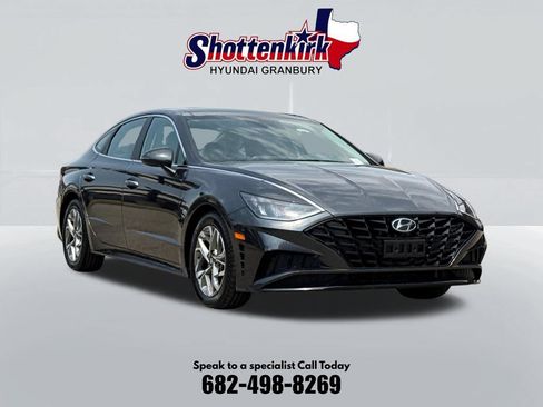 Used 2021 Hyundai Sonata SEL w/ Convenience Package FWD image 3