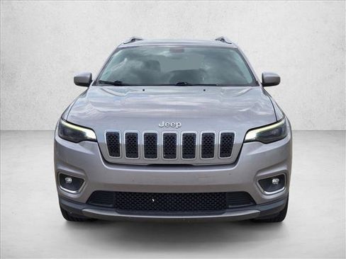 Used 2019 Jeep Cherokee Limited AWD/4WD image 2