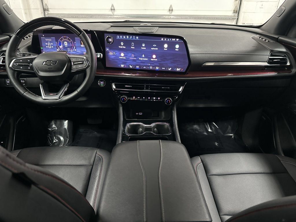 Used 2025 Chevrolet Traverse Z71 w/ Enhanced Driving Package AWD/4WD image 26