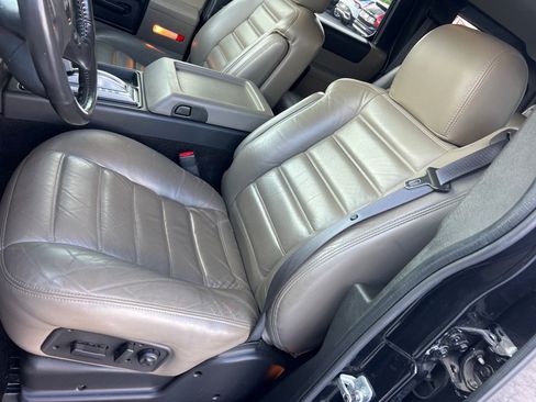 Used 2005 HUMMER H2 AWD/4WD image 16
